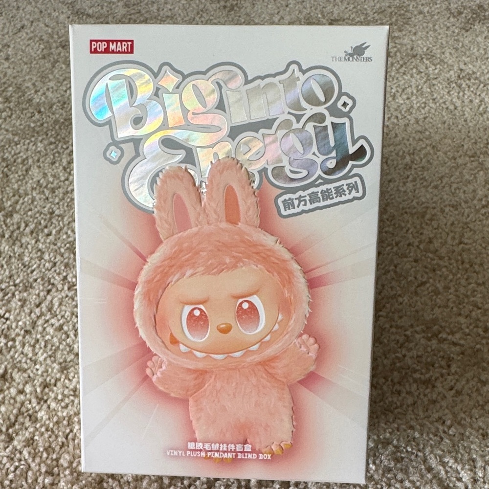 NWT - BRAND NEW The Monsters Big Into Energy Vinyl Plush Pendant Blind Box